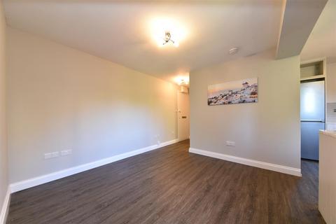 1 bedroom flat to rent, Prestatyn Close, Stevenage