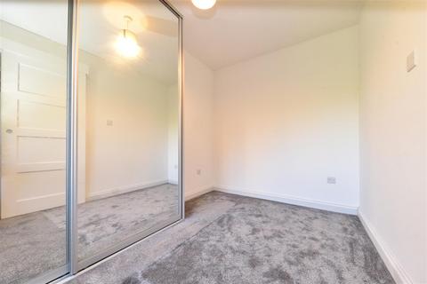 1 bedroom flat to rent, Prestatyn Close, Stevenage