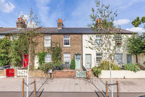2 bedroom cottage for sale, Railway Side, Barnes, SW13