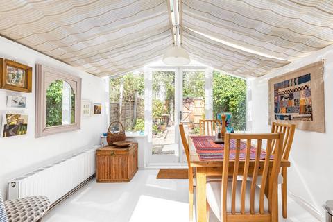 2 bedroom cottage for sale, Railway Side, Barnes, SW13