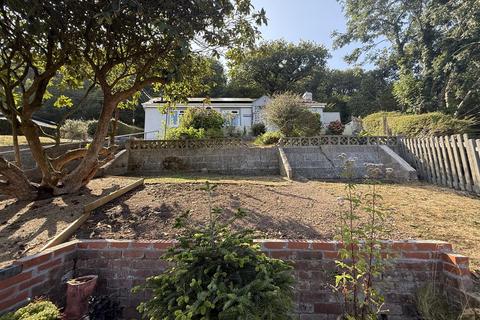 3 bedroom detached bungalow for sale, Kidwelly