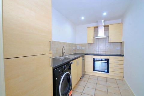 2 bedroom flat to rent, 20 Station Road, Harrow