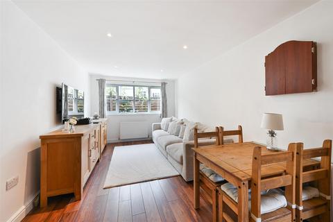 1 bedroom maisonette for sale, 2 Outwood Lane, Chipstead, Coulsdon