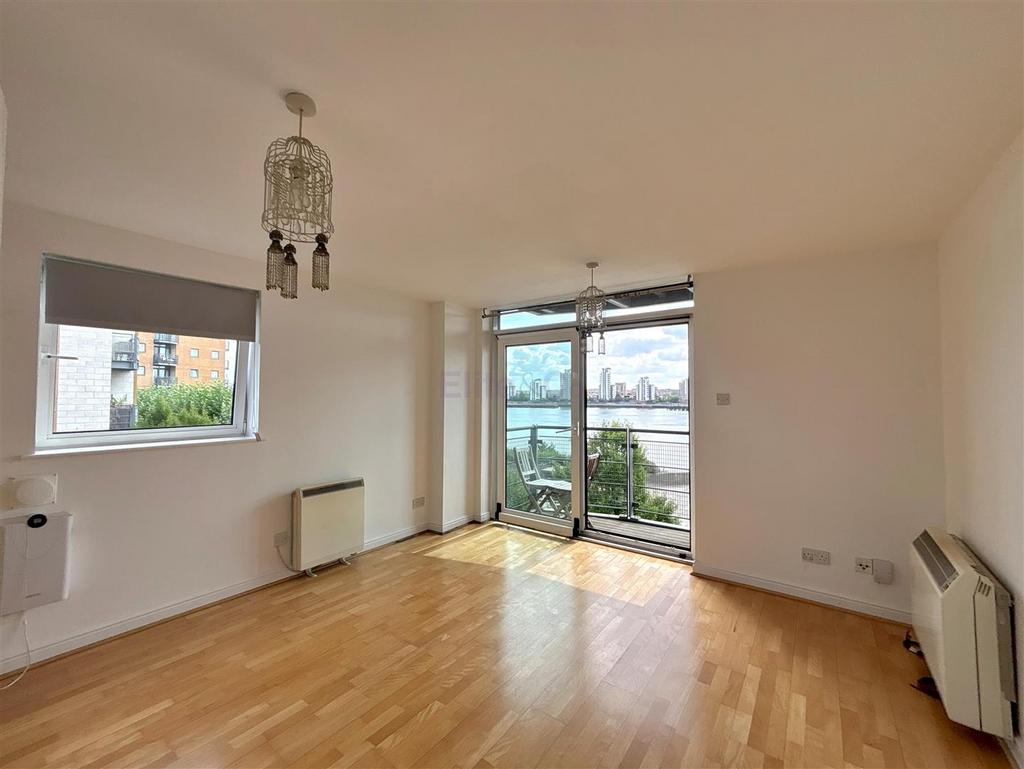 Apartment in London - View 2