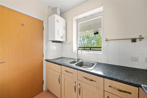 2 bedroom apartment to rent, Admiralty Close, West Drayton, UB7
