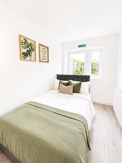 6 bedroom house to rent, Church Road, Benfleet, SS7