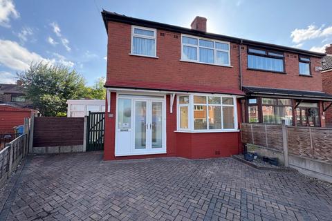 3 bedroom semi-detached house for sale, Southgate Road, Chadderton