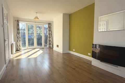3 bedroom semi-detached house for sale, Southgate Road, Chadderton