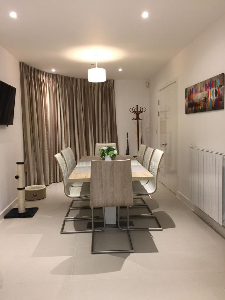 House in London - View 3