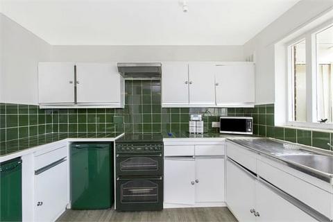 4 bedroom house to rent, Brassey Road, West Hamptsead, London, NW6