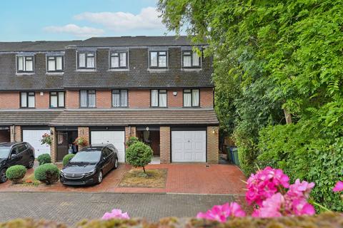 4 bedroom end of terrace house for sale, Harrow Fields Gardens, Harrow on the Hill, Harrow, HA1