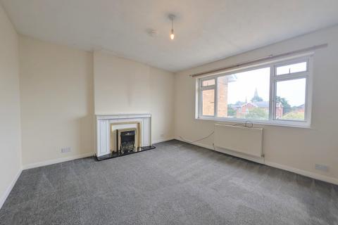 2 bedroom flat to rent, To Let - Warren Court, Westcliffe Road, Birkdale, PR8 - Two Bed Top Floor Apt