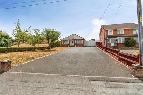 3 bedroom detached bungalow for sale, Fair Oak Road, Bishopstoke, Eastleigh