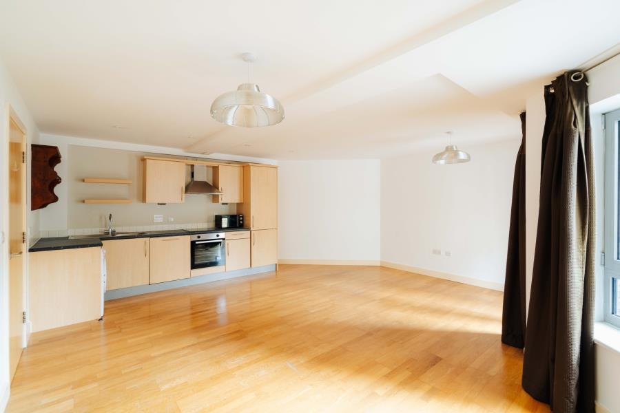 Apartment in Bristol - View 2