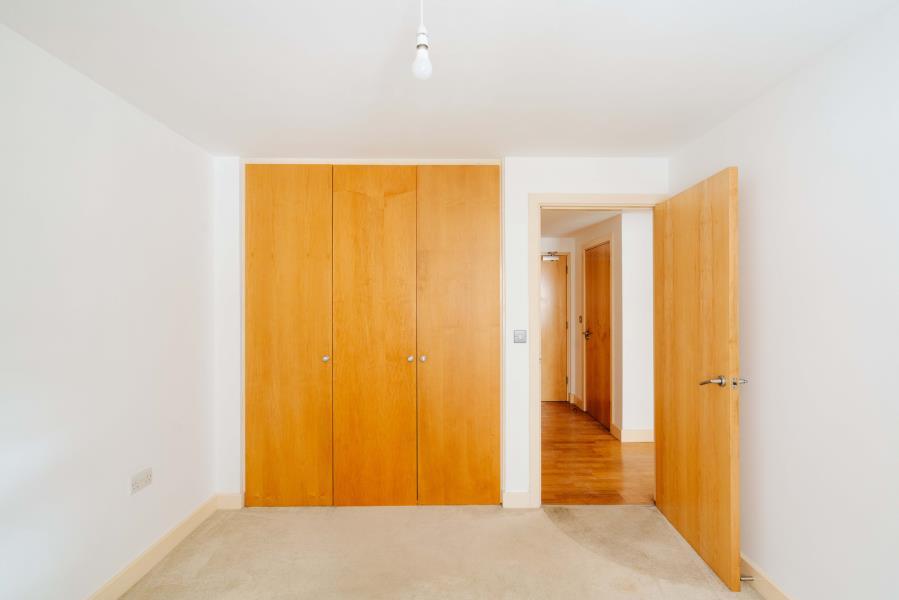 Apartment in Bristol - More