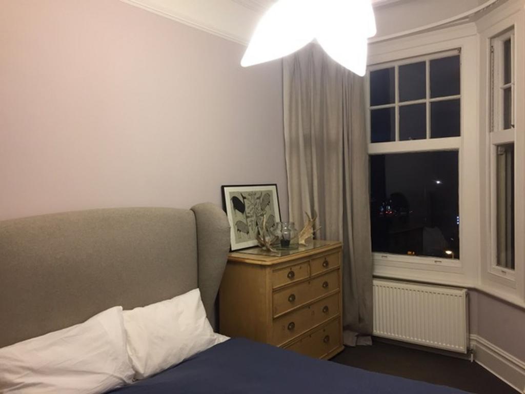 Apartment in Hove, Brunswick - View 4