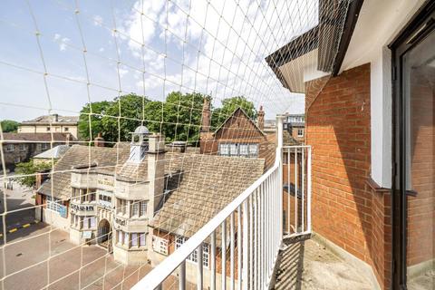2 bedroom flat to rent, The Chilterns, Gloucester Green, Oxford, OX1