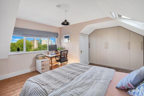3 bedroom flat for sale, Upland Road, East Dulwich, London, SE22