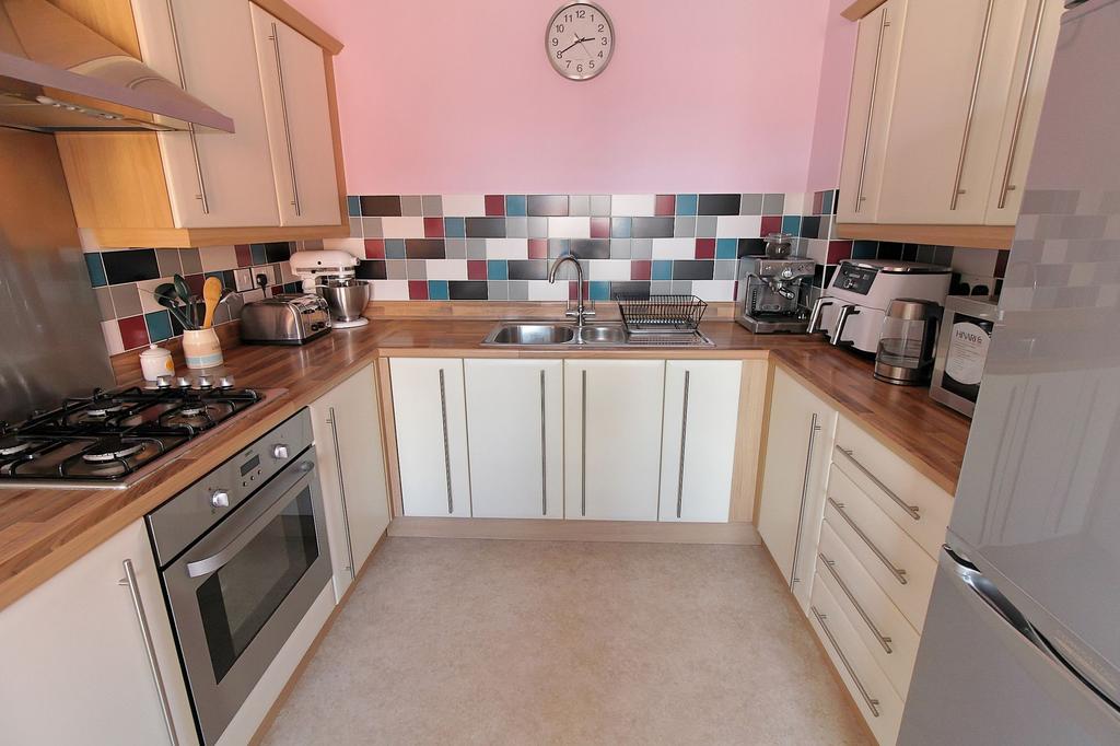 House in Leicester - View 2
