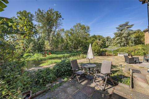 3 bedroom detached house for sale, Lawn Avenue, Middlesex UB7
