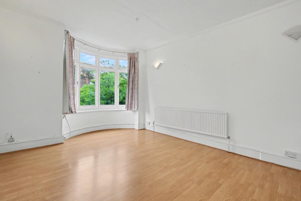 Apartment in London - View 3