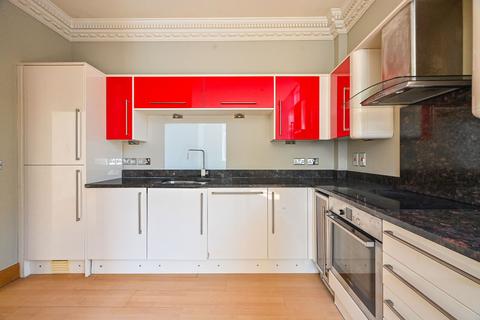 1 bedroom flat for sale, Mulberry Court, Shadwell, London, E1