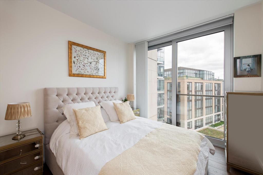 Apartment in Earls Court - More