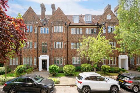 Tudor Close, London NW3