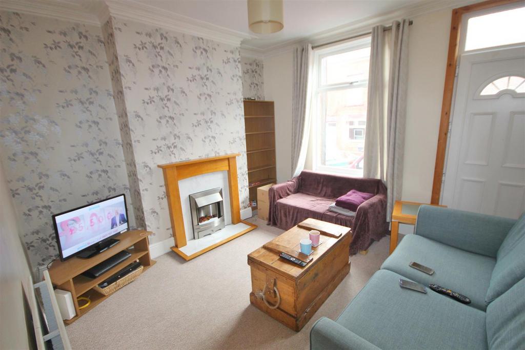 House in Sheffield, Woodseats - View 3