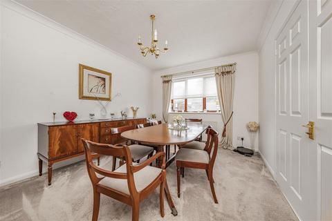 4 bedroom detached bungalow for sale, Newlyn Close, Bricket Wood, St. Albans