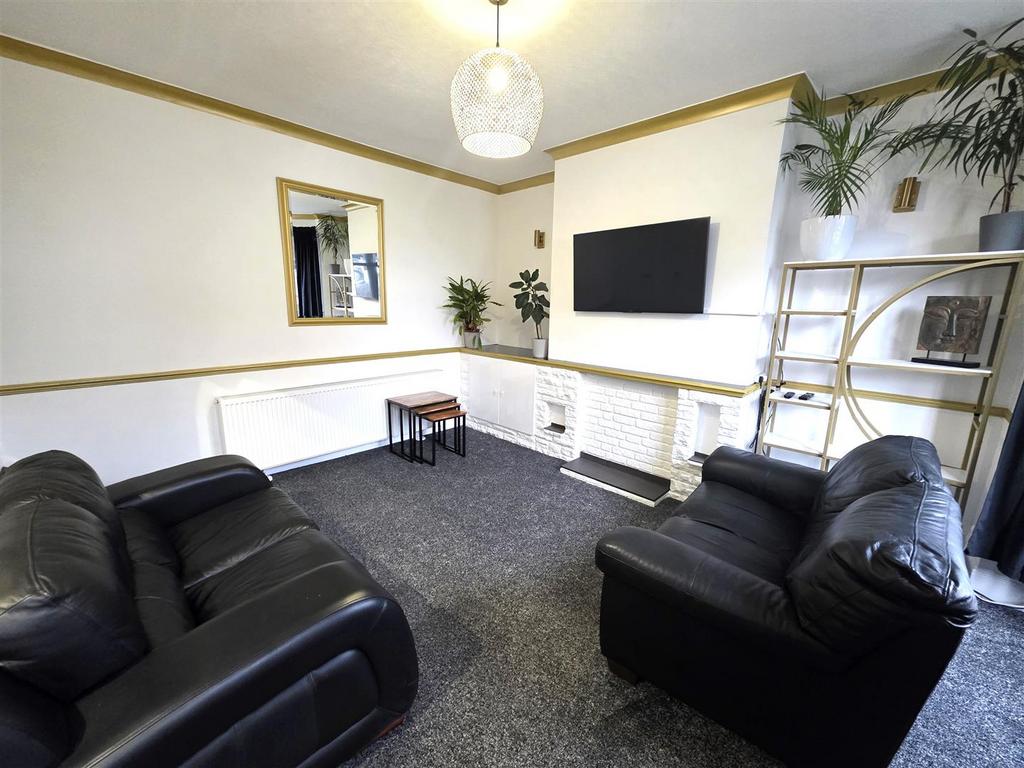 House in Leeds - View 4
