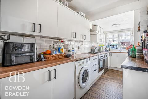 3 bedroom terraced house for sale, Manor Road, Walthamstow, E17