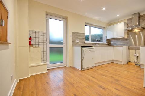 4 bedroom house to rent, Brantingham Close, Cottingham