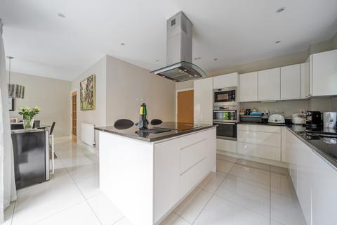 5 bedroom detached house for sale, Romans Close, Guildford, Surrey, GU1