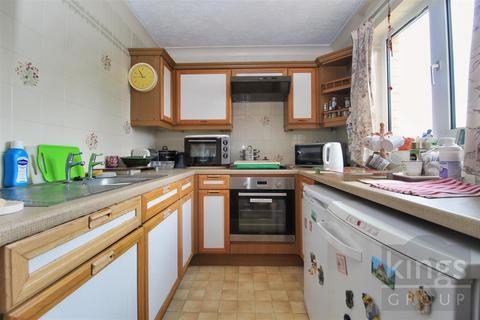1 bedroom retirement property for sale, Edwards Court, Turners Hill, Waltham Cross