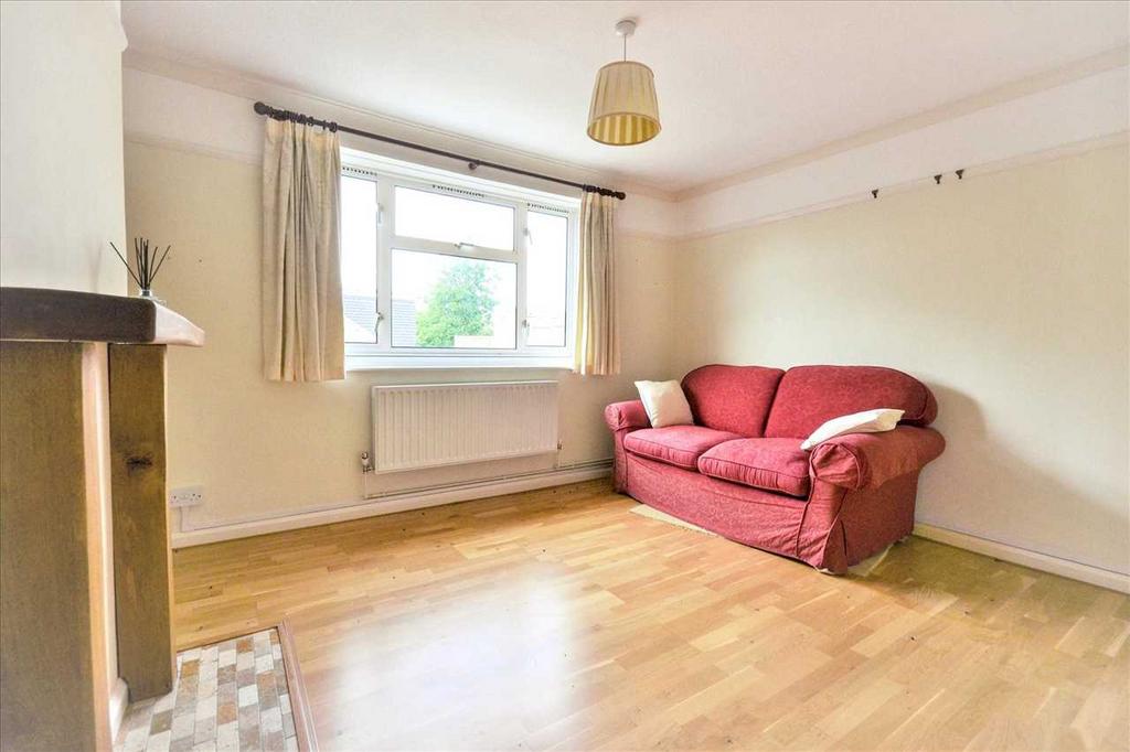 Apartment in Chiswick - View 4