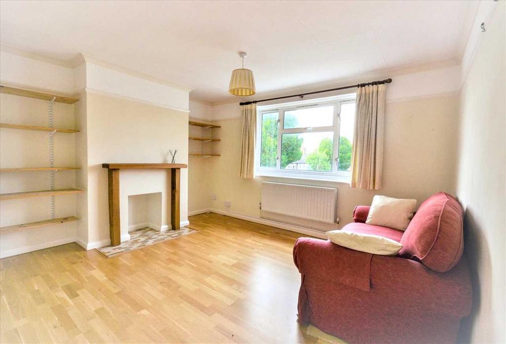 Apartment in Chiswick - View 5