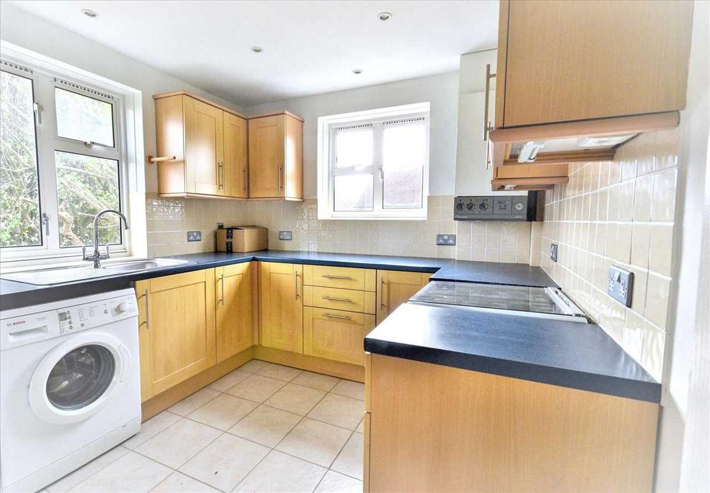 Apartment in Chiswick - More