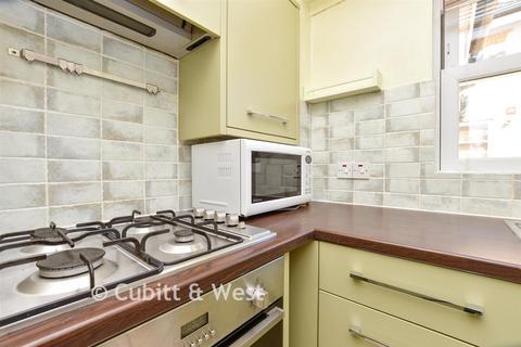 Studio for sale, Devonshire Avenue, Sutton, Surrey