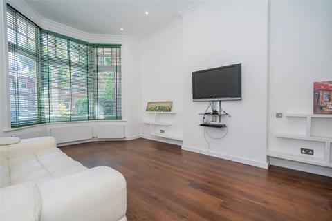 undefined, Queens Avenue, London, N10