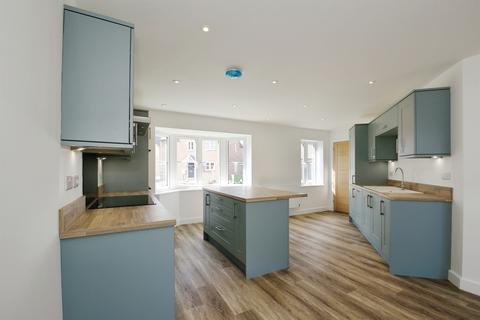 4 bedroom semi-detached house for sale, Sutton Road, Leverington, Wisbech