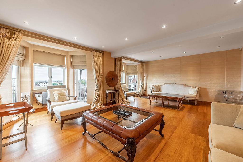 Apartment in London - View 3