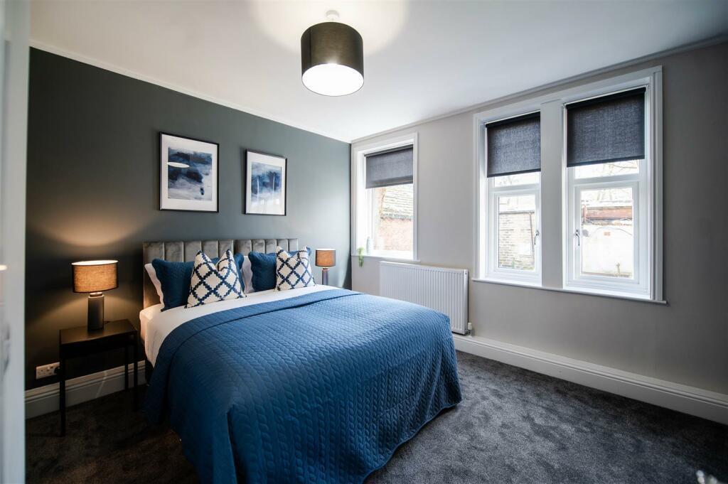 Apartment in London - View 2