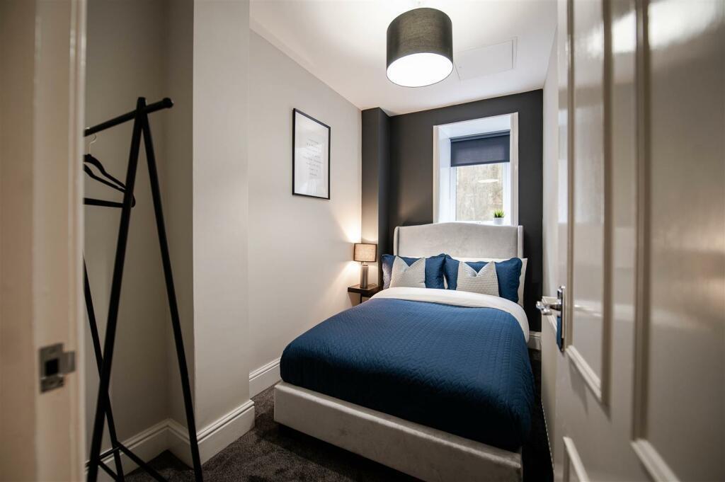 Apartment in London - View 3