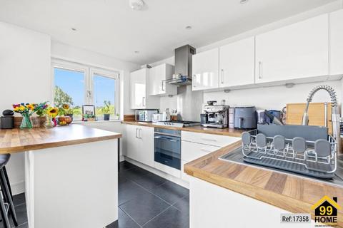 3 bedroom penthouse for sale, Tanners Wharf, Bishops Stortford, Hertfordshire, CM23