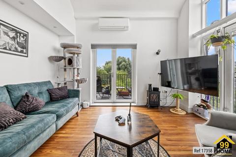 3 bedroom penthouse for sale, Tanners Wharf, Bishops Stortford, Hertfordshire, CM23