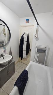 1 bedroom flat to rent, Stoke Newington High Street, Stoke Newington