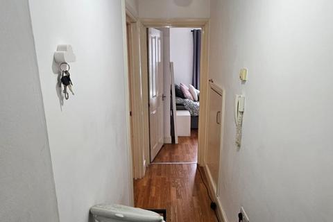 1 bedroom flat to rent, Stoke Newington High Street, Stoke Newington