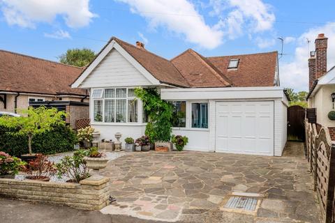 3 bedroom detached bungalow for sale, Meadow Walk, Ewell