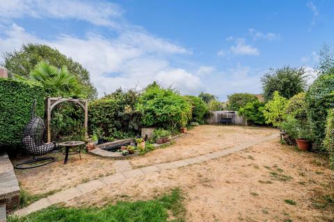 3 bedroom detached bungalow for sale, Meadow Walk, Ewell